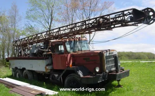 Davey M-8 Drilling Rig - for Sale